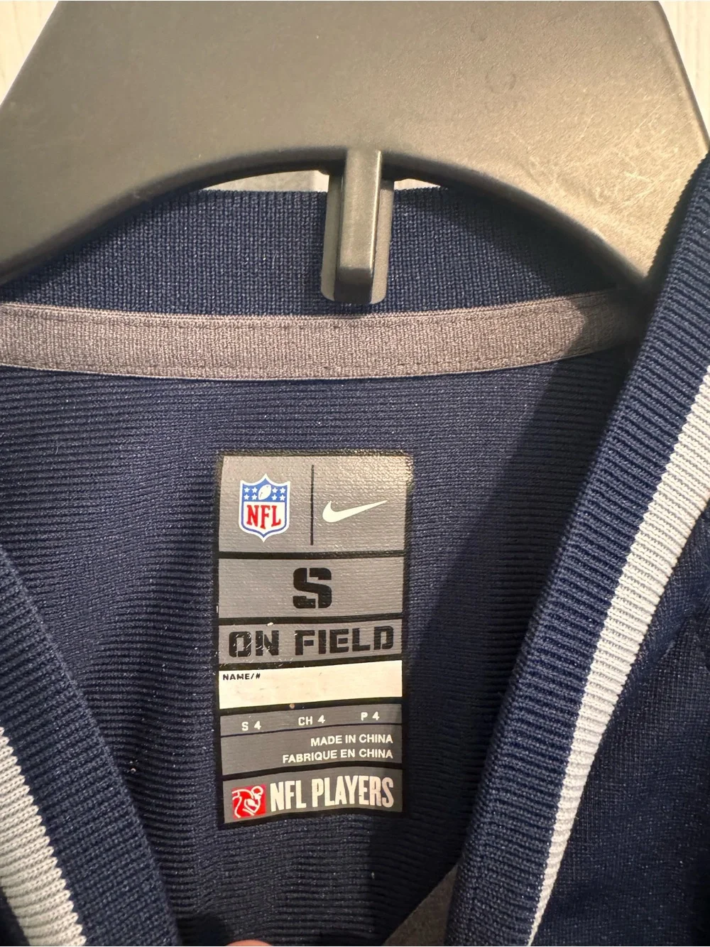 Youth (S) Nike Tom Brady New England Patriots Vapor Untouchable Limited Jersey.